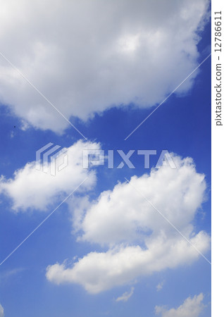 藍天和雲彩 藍天和雲彩 12786611