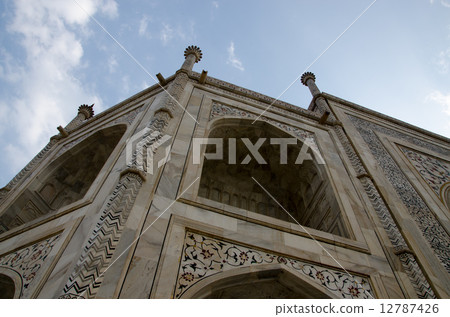 Taj Mahal, Agra, Uttar Pradesh, India. 12787426