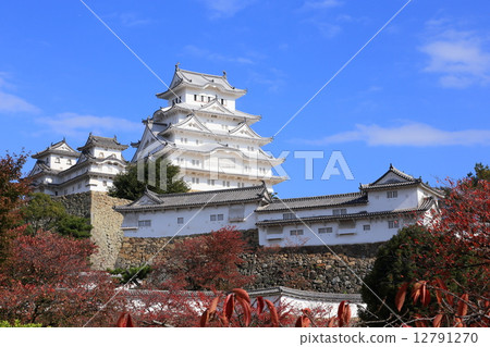 Himeji castle seen from Nishi no Maru 12791270
