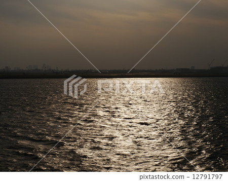 水平線 水平線 12791797