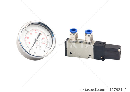 Pneumatic valves and Pressure Gauge 12792141