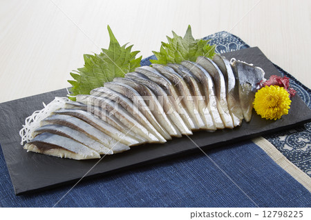 Debris mackerel Debris mackerel 12798225