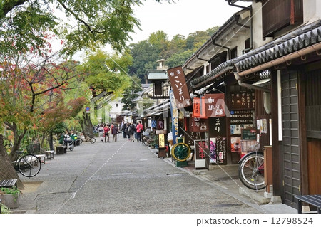 Okayama prefecture · the streets of Kurashiki Okayama prefecture · the streets of Kurashiki 12798524