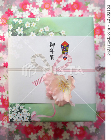 Happy New Year's greetings 12802152