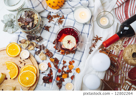 mulled wine 12802264