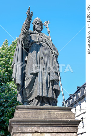 Monument of Julius Echter von Mespelbrunn, Bishop of Wurzburg. B Monument of Julius Echter von Mespelbrunn, Bishop of Wurzburg. B 12803456