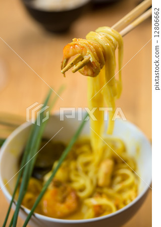 chinese stir fried noodles chinese stir fried noodles 12806662