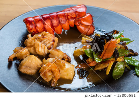 Japanese Cuisine - Ebi Tempura with Vegetables Japanese Cuisine - Ebi Tempura with Vegetables 12806681