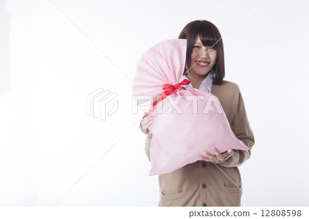 School girls with gifts School girls with gifts 12808598