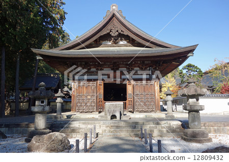 Kaisan-do Hall of Erinji Temple (Koshu City, Yamanashi Prefecture) 12809432