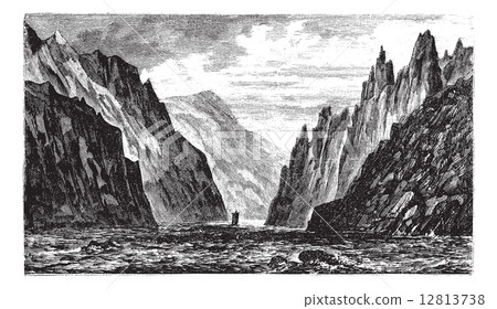 Iron Gates of the Danube River, between Romania and Serbia, vint 12813738
