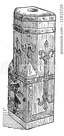 14th Century Wooden Chest found at the Cathedral of Freiburg in 12815720