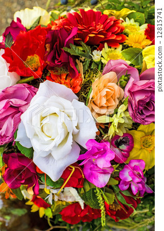bouqet of flowers 12815741