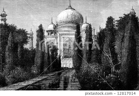 The large driveway of Taj Mahal, Agra, vintage engraving. 12817014