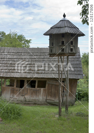 Wooden pigeon house Wooden pigeon house 12817806
