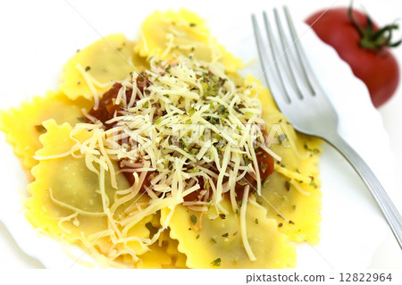 Ravioli  12822964