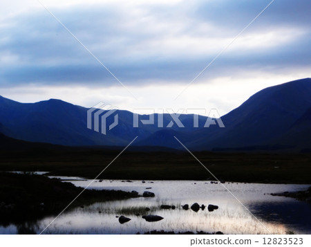 Military submarine repair dockage since the USSR, tonel Balaklava 12823523