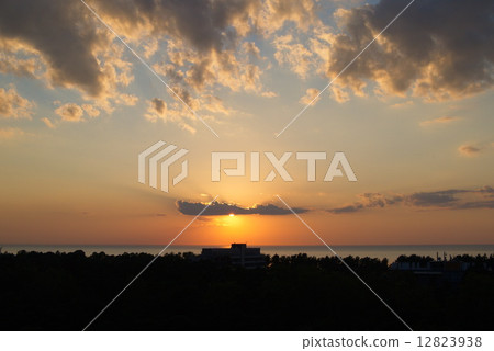 Sunset over sea 12823938