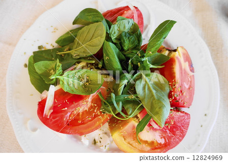 Tomato salad Tomato salad 12824969