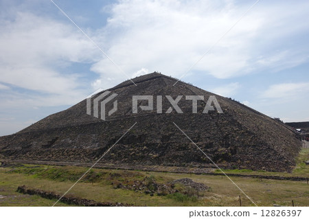 Tioti Wakan Tioti Wakan 12826397