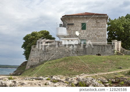 Old lighthouse on Lanterna peninsula Old lighthouse on Lanterna peninsula 12826586