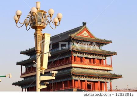 Zhengyangmen Gate (Qianmen). Tiananmen Square in Beijing, China Zhengyangmen Gate (Qianmen). Tiananmen Square in Beijing, China 12828012