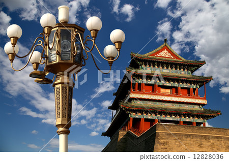 Zhengyangmen Gate (Qianmen). Tiananmen Square in Beijing, China Zhengyangmen Gate (Qianmen). Tiananmen Square in Beijing, China 12828036
