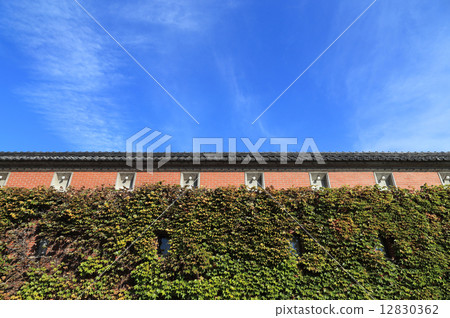 "Kurashiki Ivy Square" in the Kurashiki Aichi district 12830362