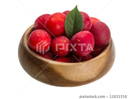 Damson plum 12831558