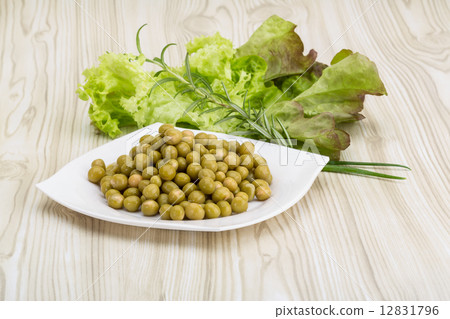 Marinated peas 12831796