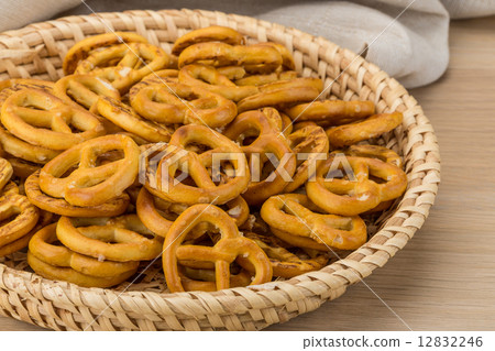 Pretzel Pretzel 12832246