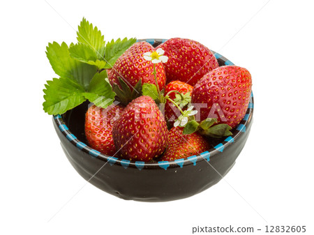 Ripe strawberry 12832605