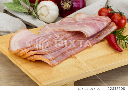 Bacon 12832608
