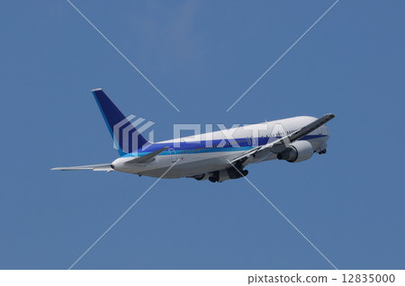 airplane airplane 12835000