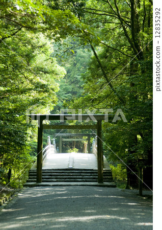 Ise Shrine Narimiya-day Shrine bridge 12835292