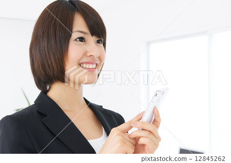 年輕的女士 12845262