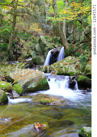 Takigawa Valley Ottoro Falls ~ Late Autumn ~ Takigawa Valley Ottoro Falls ~ Late Autumn ~ 12845571