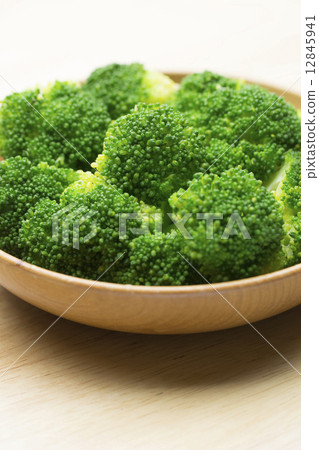 Boiled broccoli 12845941