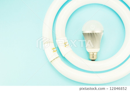 熒光燈管和LED 熒光燈管和LED 12846852