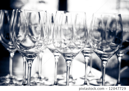 Elegant table set 12847729