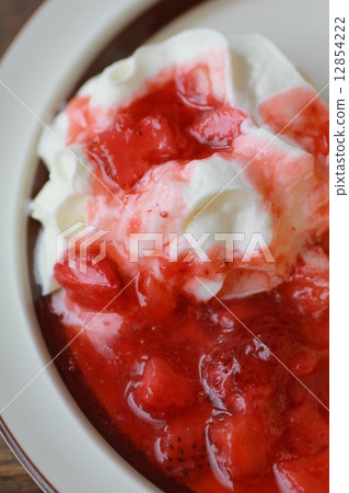 Strawberry sauce and whipped cream 12854222
