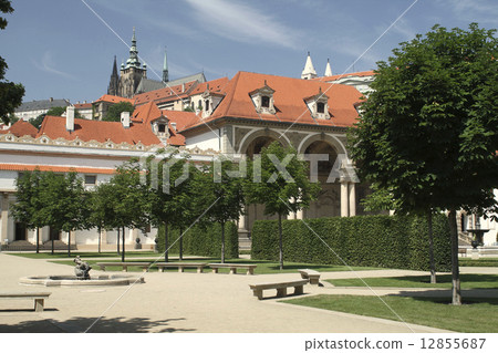 The Prague Castle from the Wallenstein Garden 12855687