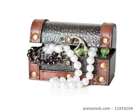 Gems in the open wooden chest 12858209