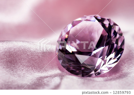 絲織物背景珠寶圖像 絲織物背景珠寶圖像 12859793
