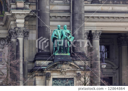 柏林 柏林 12864864