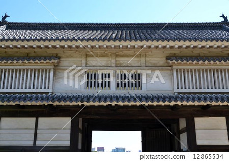 Himeji Castle Ryon no gate 12865534