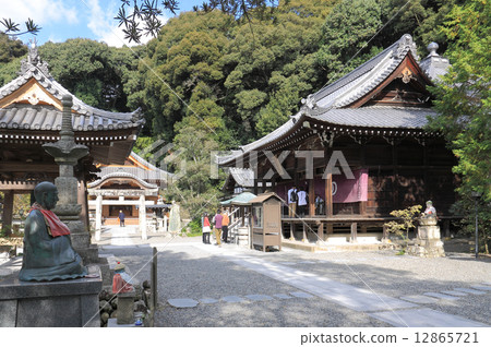 Shikoku Shrine Plant No. 50 Buddhist "Shigataji" Main Hall (Right) Shikoku Shrine Plant No. 50 Buddhist "Shigataji" Main Hall (Right) 12865721