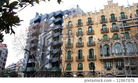 Houses in Barcelona, outside 12867876