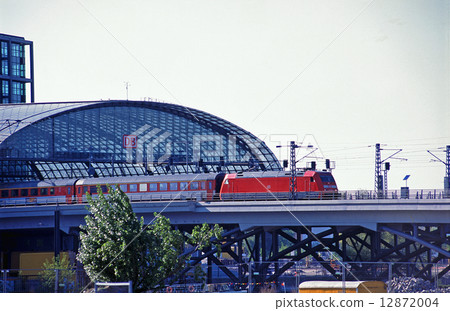Berlin Central Station Berlin Central Station 12872004