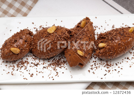 chocolate mousse quenelle dessert 12872436